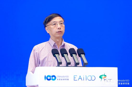 宏泰配资 斑马智行司罗：智能座舱能直接面对用户体验和互联网AI生态，非常有商业价值